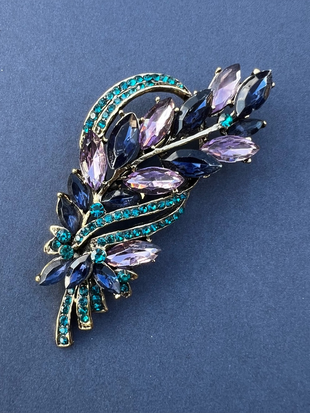 Vibrant Blue & Violet Flower Bouquet Spread Rhinestone Brooch Pin